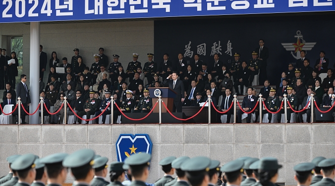 “학군 장교는 대한민국의 미래 군복이 자랑스럽도록 지원 아끼지 않을 것”